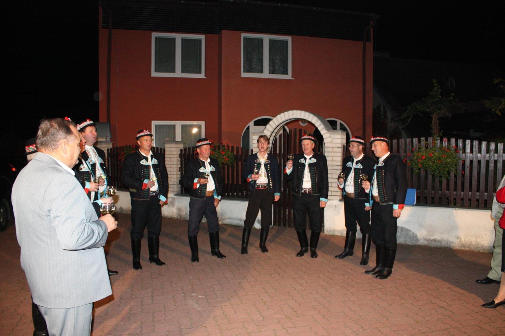 Penzion U Kraliku Kurdejov ภายนอก รูปภาพ