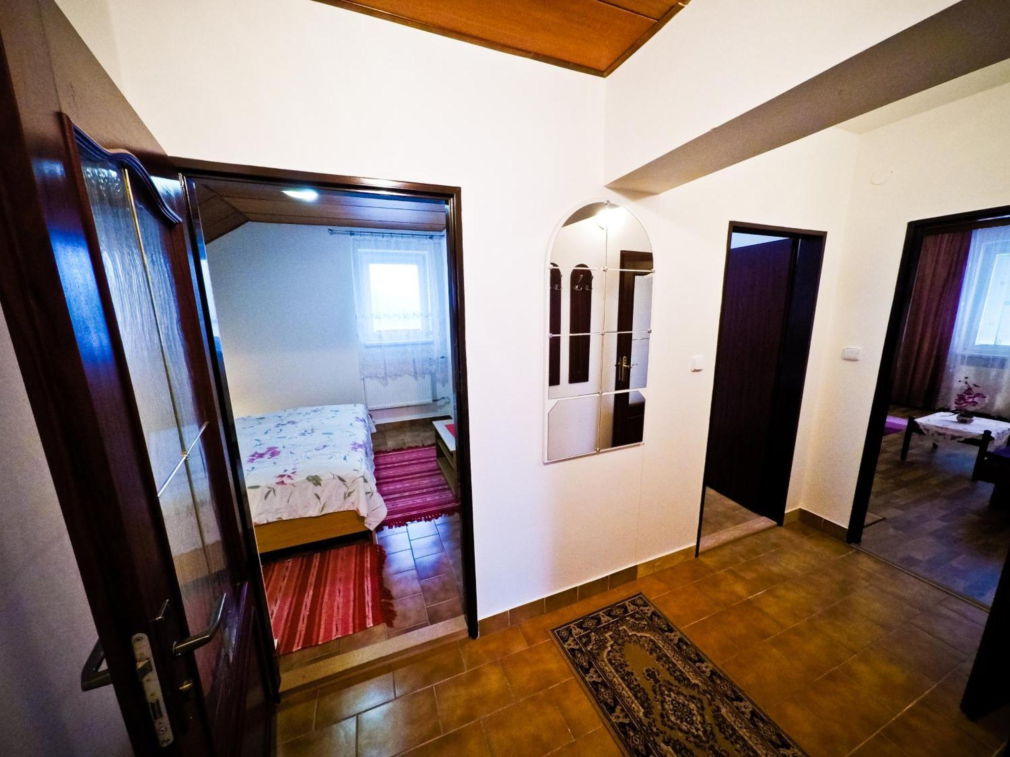 Penzion U Kraliku Kurdejov ภายนอก รูปภาพ
