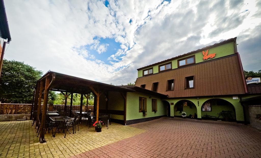 Penzion U Kraliku Kurdejov ภายนอก รูปภาพ